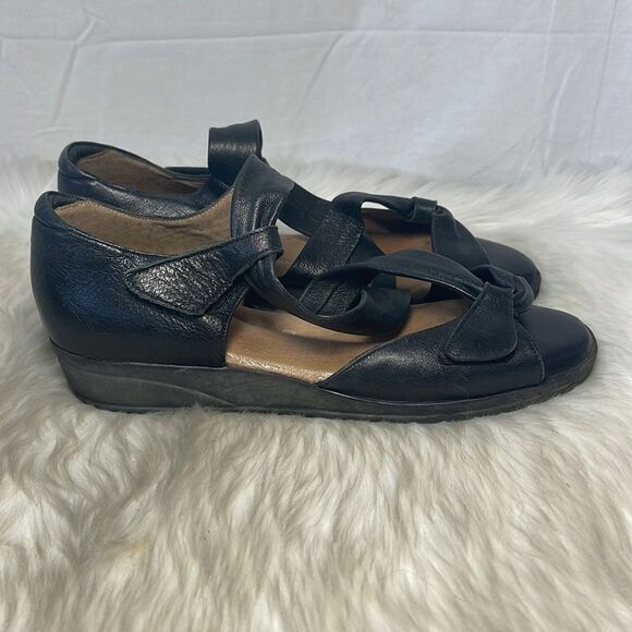 BeautiFeel Black Leather Wrap Strap Open Toe Shoes Sz 40/US 9 - Picture 4 of 7